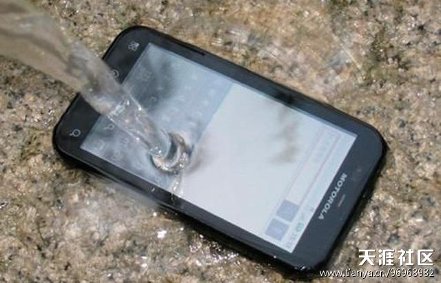 华为手机落水了怎么办
:【小迪分享】手机不慎落水了怎么办？你应该这么做！ (转载)